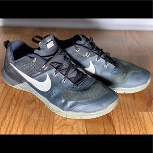 Nike Metcon Black / Grey men’s CrossFit shoes